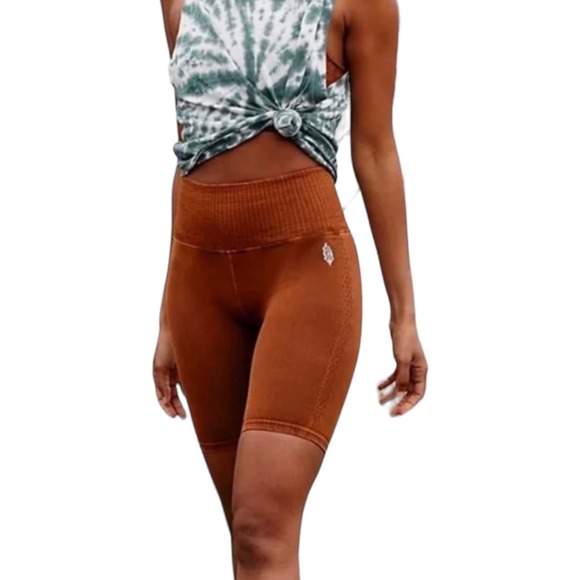 Free People Pants - Free People Movement Good Karma Bike Short XS/S NWOT Toasted Coconut Workout Gym